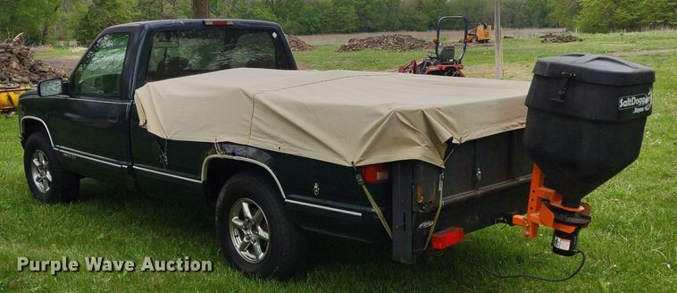 image for item LL9124 1997 GMC Sierra 1500  pickup truck