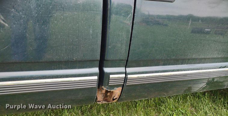 image for item LL9124 1997 GMC Sierra 1500  pickup truck