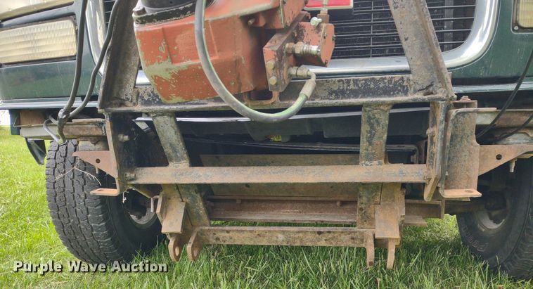 image for item LL9124 1997 GMC Sierra 1500  pickup truck