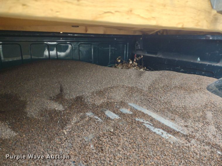 image for item LL9124 1997 GMC Sierra 1500  pickup truck