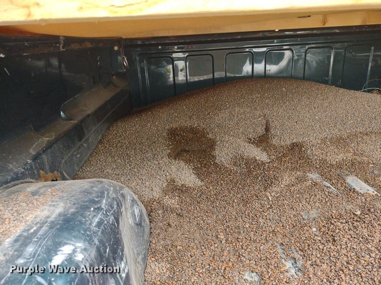 image for item LL9124 1997 GMC Sierra 1500  pickup truck