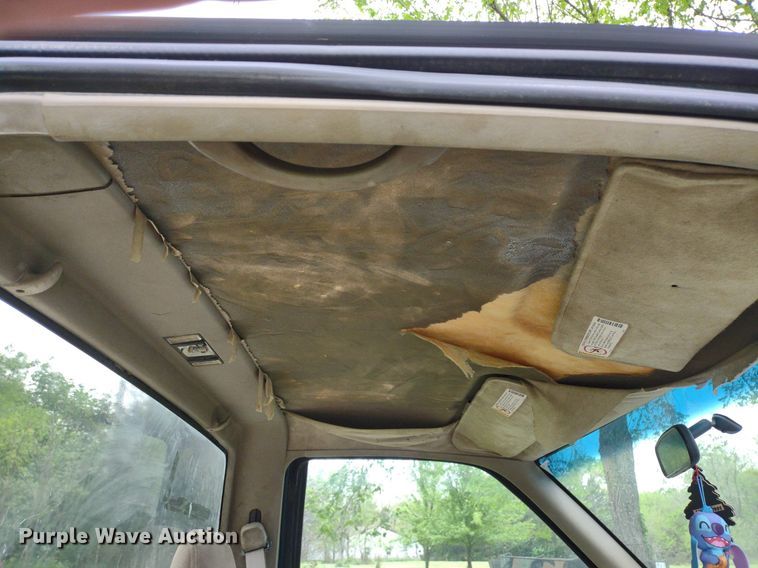 image for item LL9124 1997 GMC Sierra 1500  pickup truck