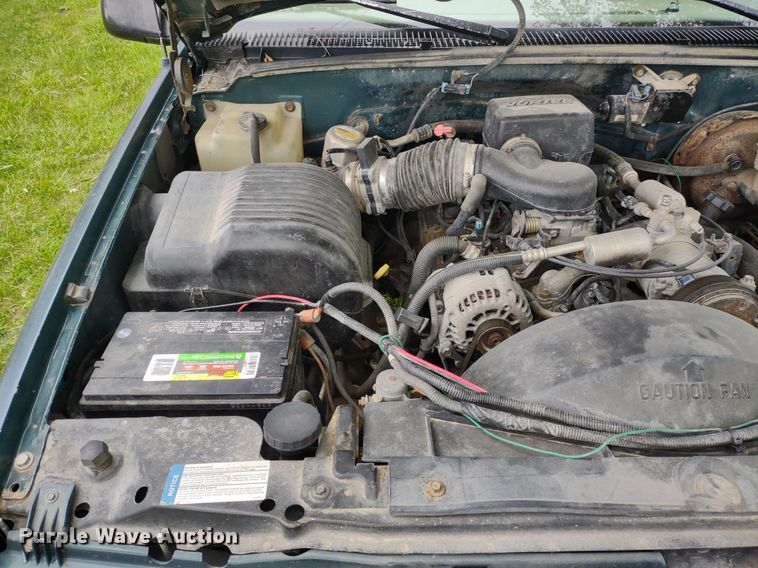 image for item LL9124 1997 GMC Sierra 1500  pickup truck