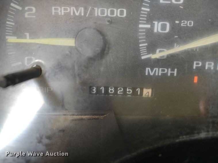 image for item LL9124 1997 GMC Sierra 1500  pickup truck