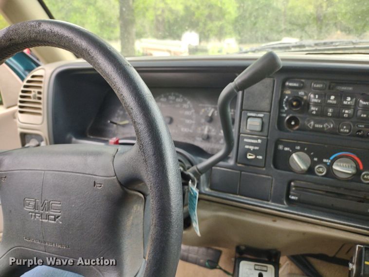 image for item LL9124 1997 GMC Sierra 1500  pickup truck