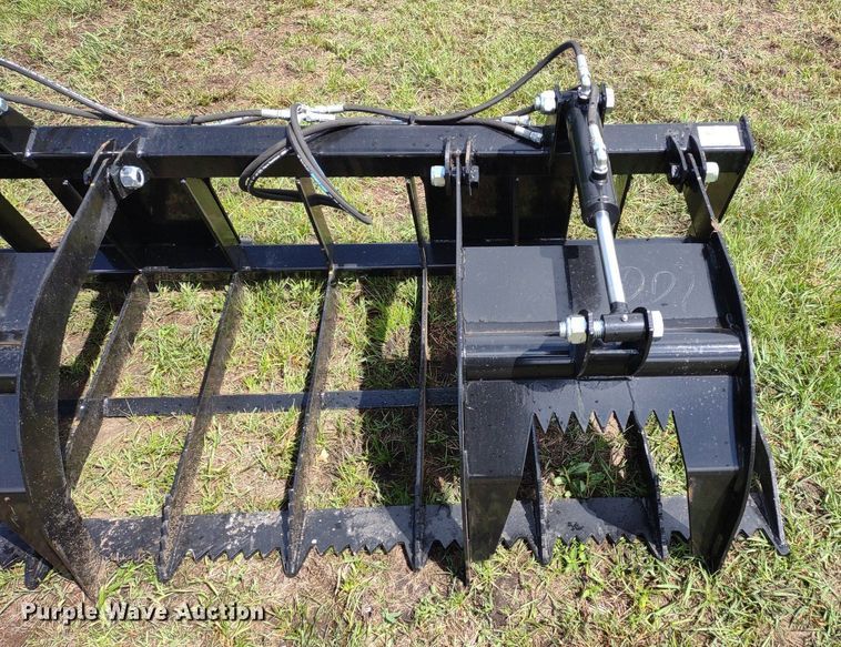 image for item LL9140 70"W grapple bucket