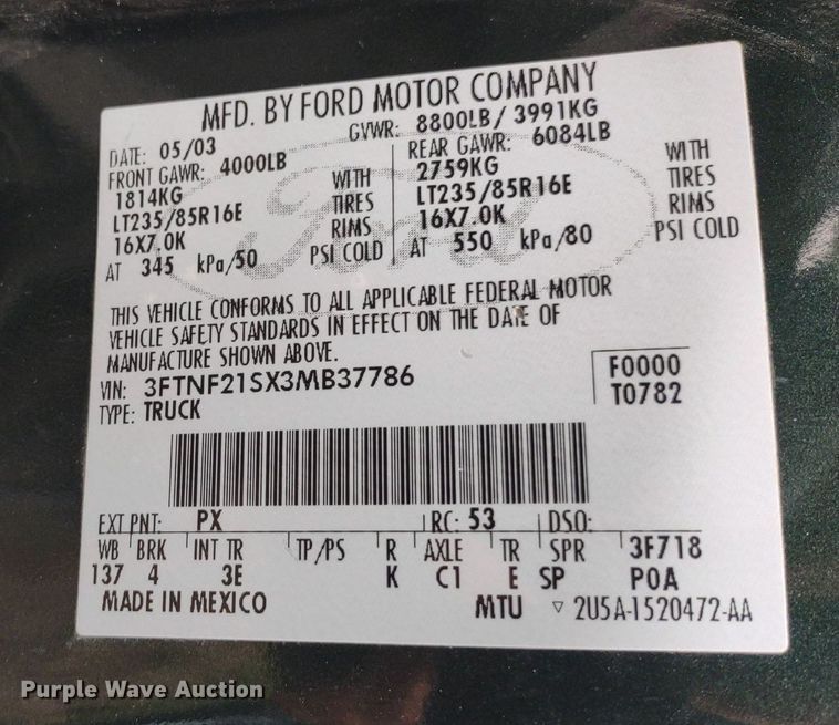 image for item LL9154 2003 Ford F250 Super Duty XL  flatbed pickup truck