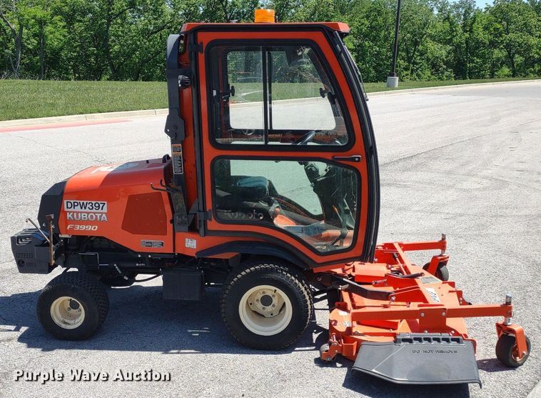 image for item LL9168 2020 Kubota F3990  lawn mower