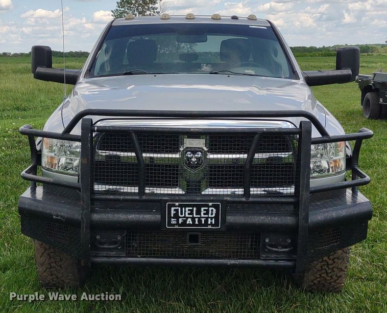 image for item LL9185 2014 Dodge Ram 3500HD  Crew Cab pickup truck
