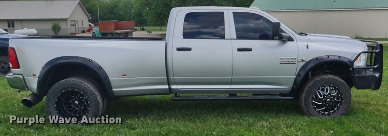 image for item LL9185 2014 Dodge Ram 3500HD  Crew Cab pickup truck