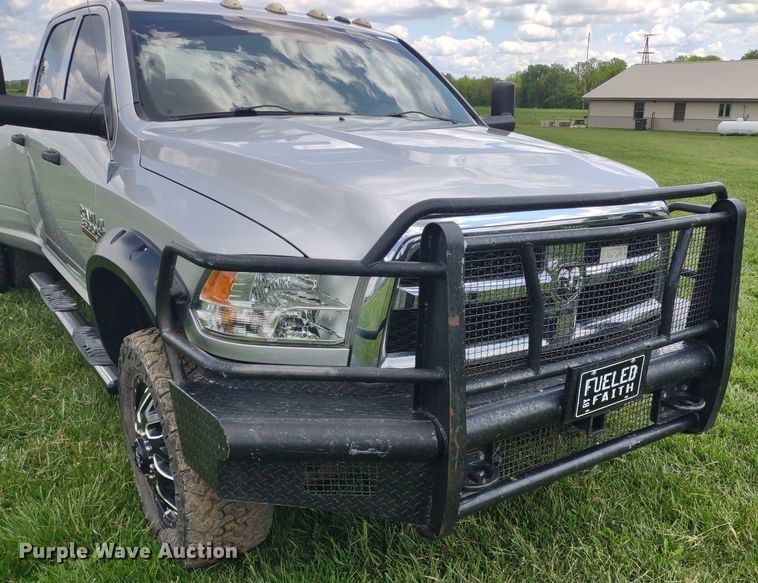 image for item LL9185 2014 Dodge Ram 3500HD  Crew Cab pickup truck