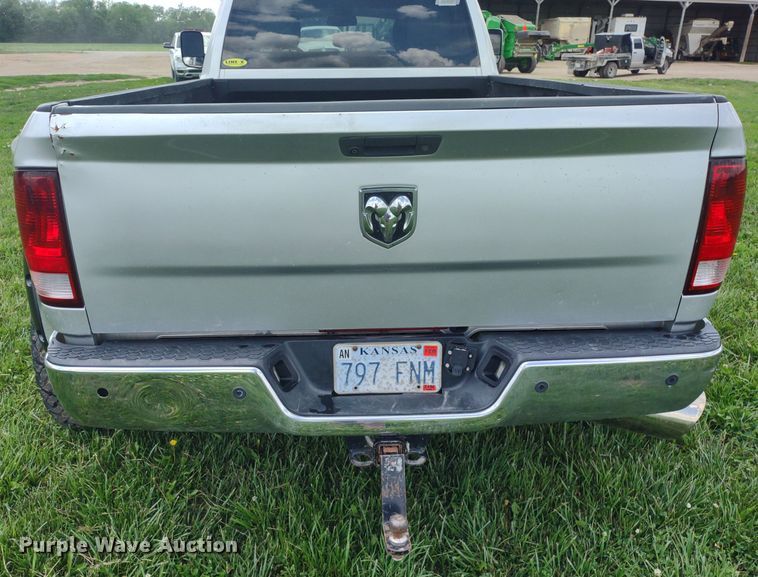 image for item LL9185 2014 Dodge Ram 3500HD  Crew Cab pickup truck