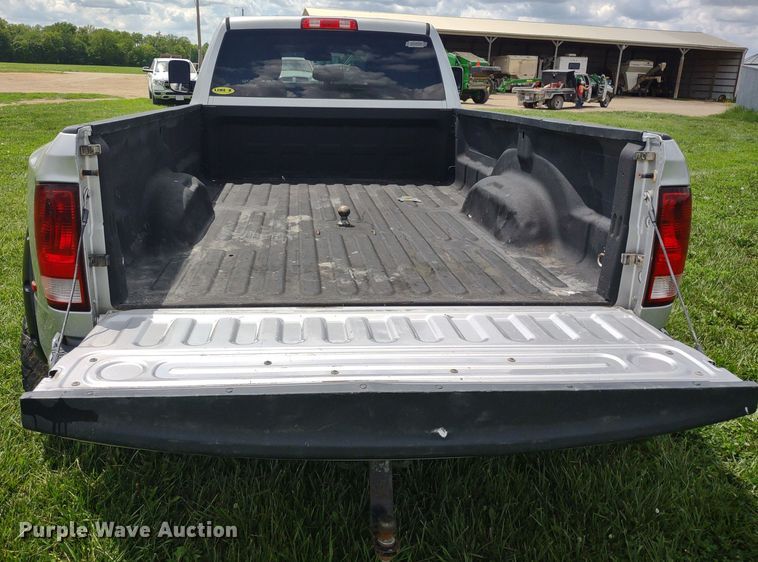 image for item LL9185 2014 Dodge Ram 3500HD  Crew Cab pickup truck