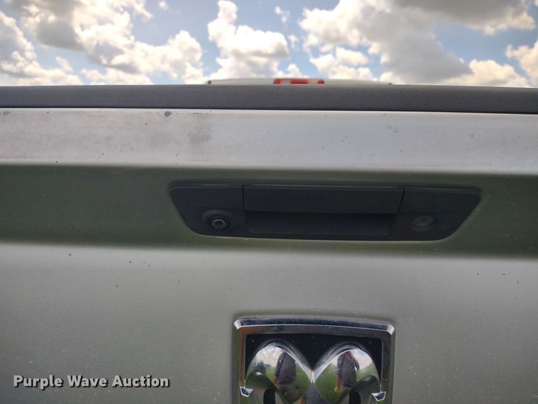 image for item LL9185 2014 Dodge Ram 3500HD  Crew Cab pickup truck