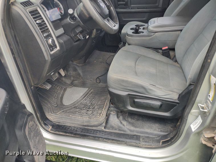 image for item LL9185 2014 Dodge Ram 3500HD  Crew Cab pickup truck