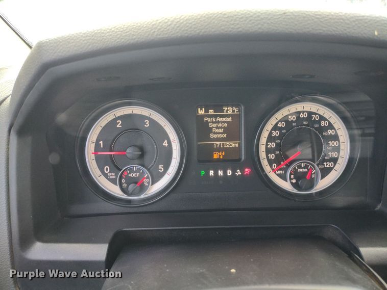 image for item LL9185 2014 Dodge Ram 3500HD  Crew Cab pickup truck