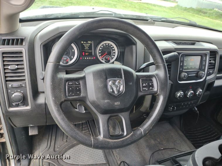 image for item LL9185 2014 Dodge Ram 3500HD  Crew Cab pickup truck