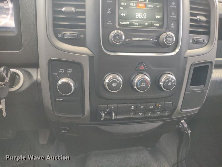 image for item LL9185 2014 Dodge Ram 3500HD  Crew Cab pickup truck