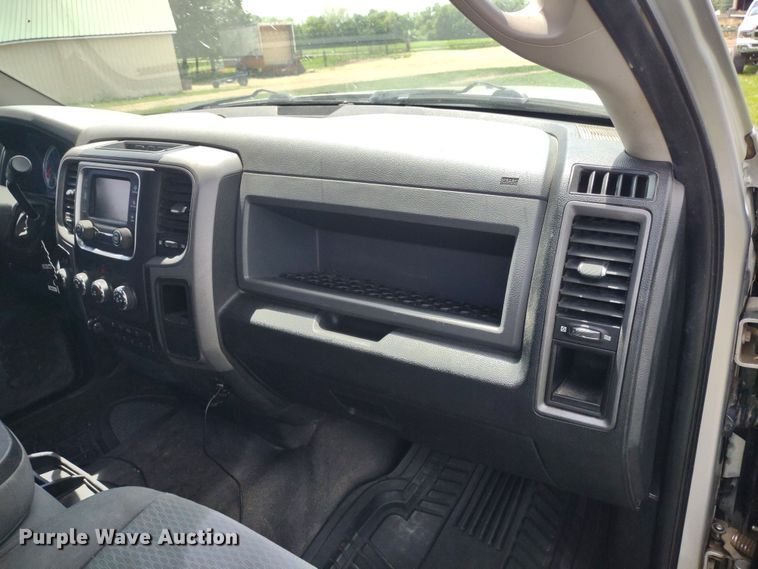 image for item LL9185 2014 Dodge Ram 3500HD  Crew Cab pickup truck