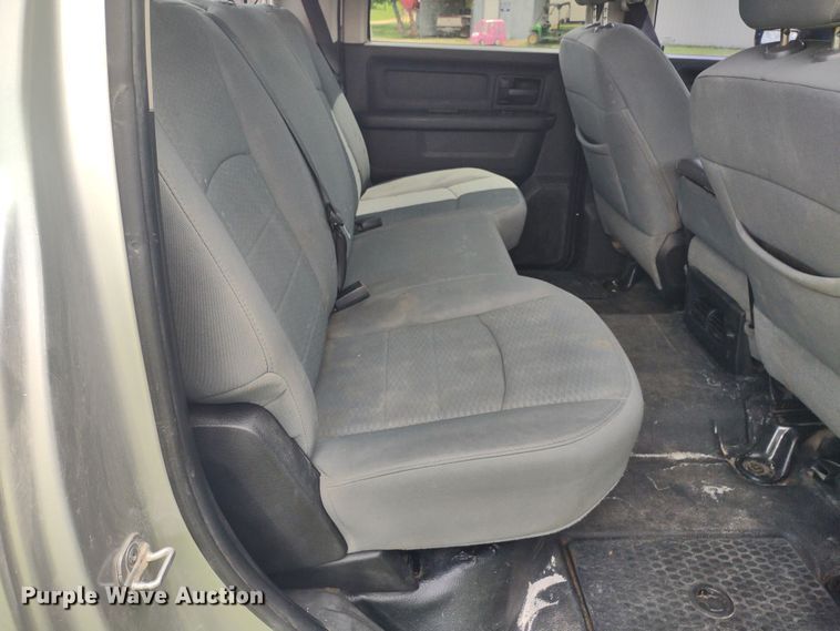 image for item LL9185 2014 Dodge Ram 3500HD  Crew Cab pickup truck