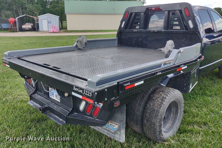 image for item LL9186 2009 Dodge Ram 3500HD  Quad Cab bale bed pickup truck