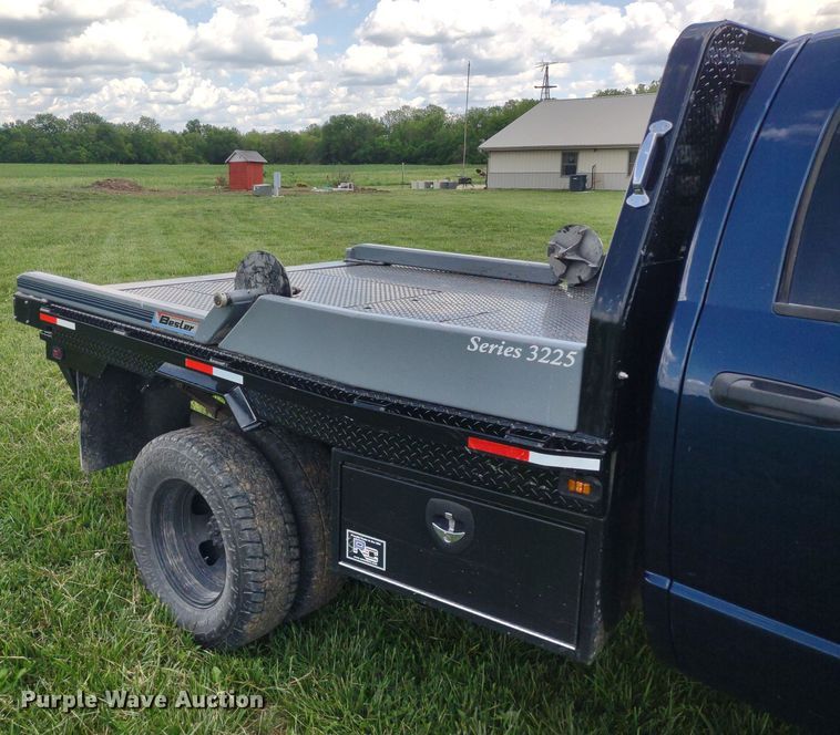 image for item LL9186 2009 Dodge Ram 3500HD  Quad Cab bale bed pickup truck