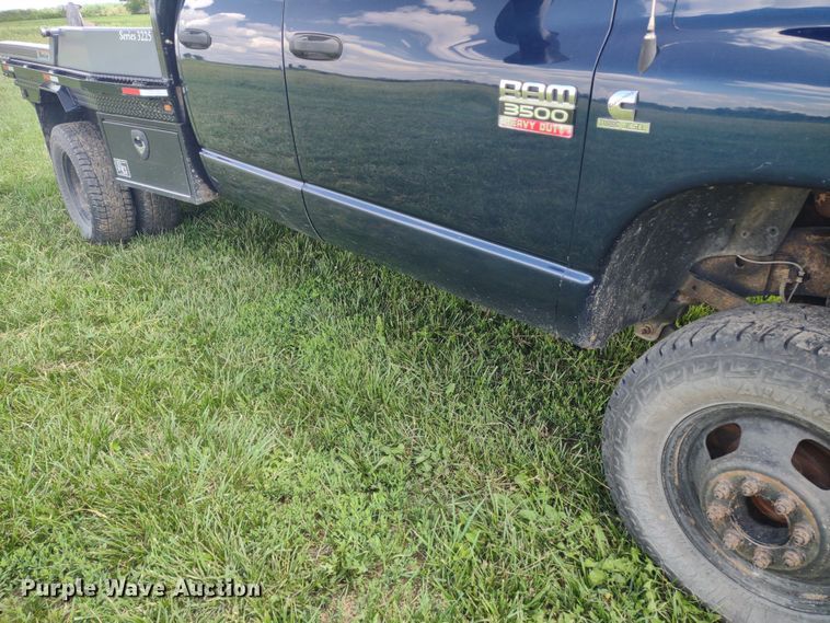 image for item LL9186 2009 Dodge Ram 3500HD  Quad Cab bale bed pickup truck