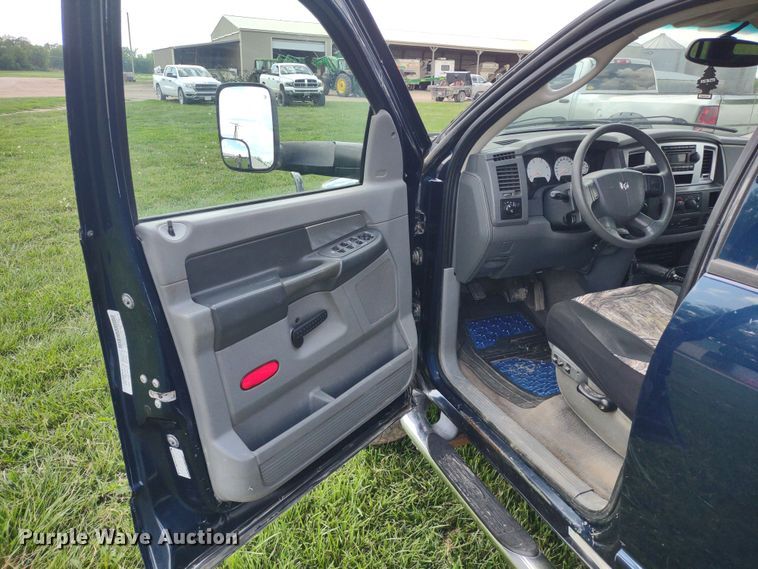 image for item LL9186 2009 Dodge Ram 3500HD  Quad Cab bale bed pickup truck