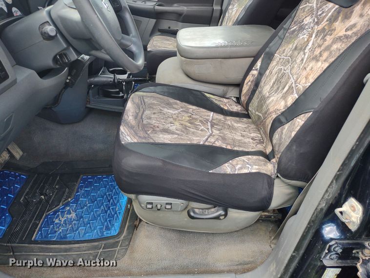 image for item LL9186 2009 Dodge Ram 3500HD  Quad Cab bale bed pickup truck