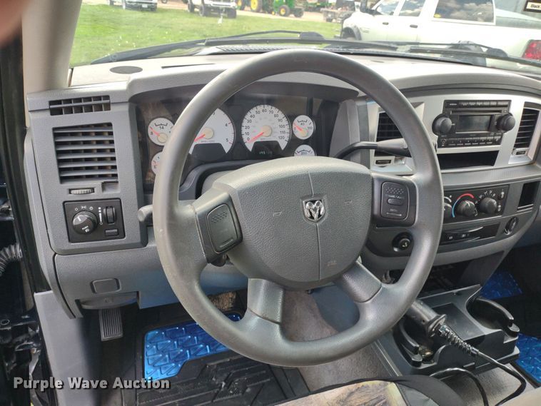 image for item LL9186 2009 Dodge Ram 3500HD  Quad Cab bale bed pickup truck