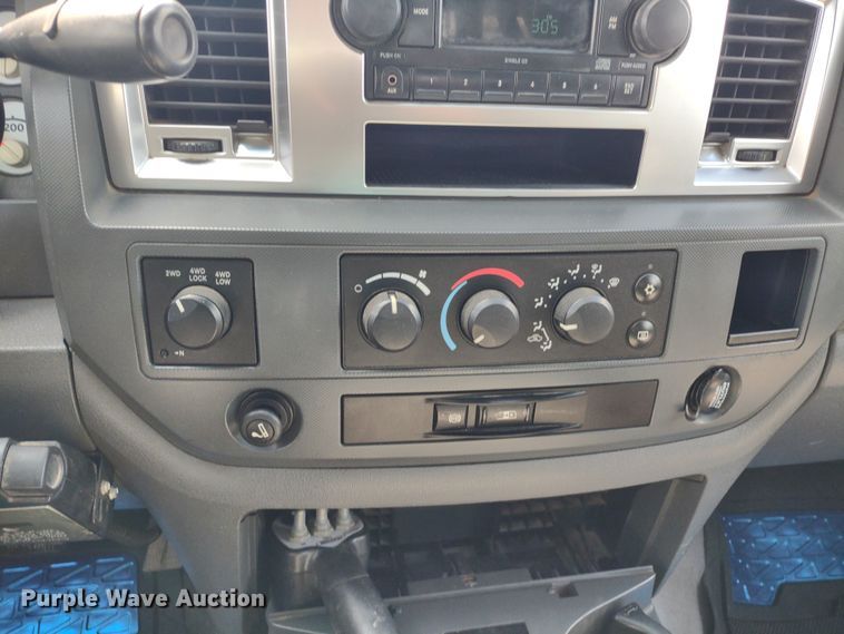 image for item LL9186 2009 Dodge Ram 3500HD  Quad Cab bale bed pickup truck