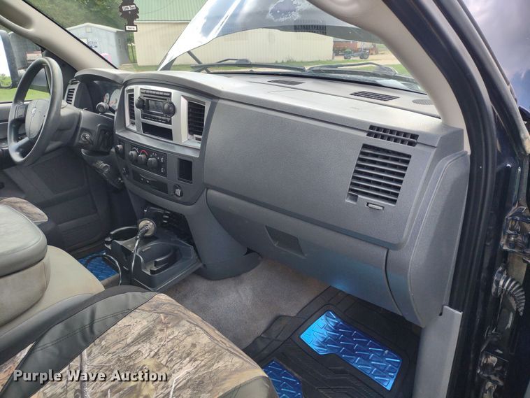 image for item LL9186 2009 Dodge Ram 3500HD  Quad Cab bale bed pickup truck