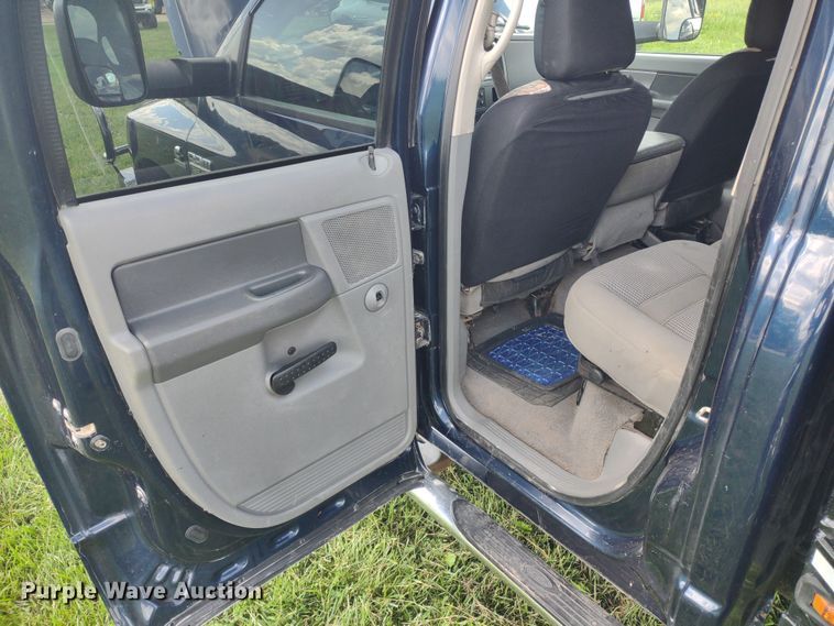 image for item LL9186 2009 Dodge Ram 3500HD  Quad Cab bale bed pickup truck