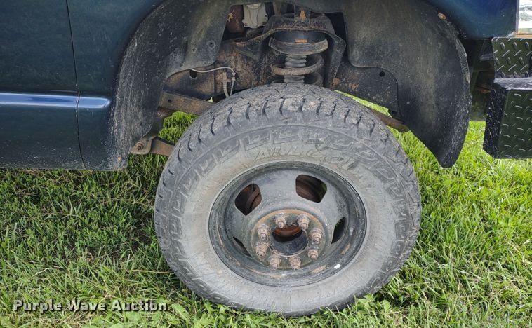 image for item LL9186 2009 Dodge Ram 3500HD  Quad Cab bale bed pickup truck