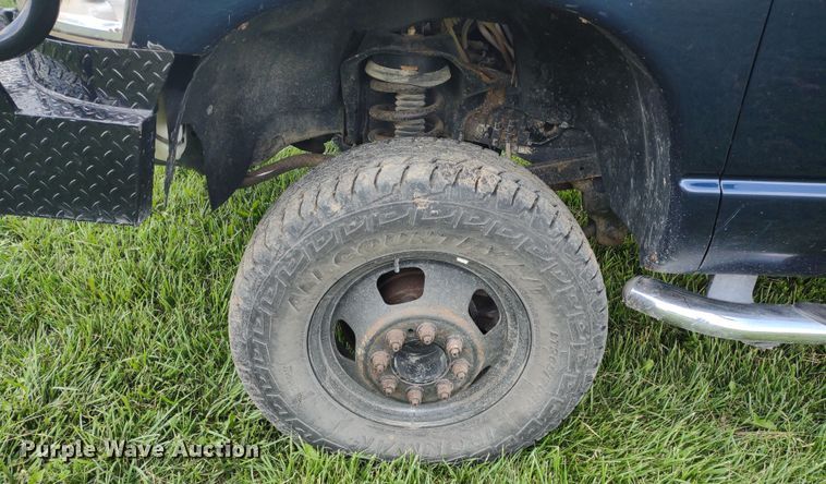 image for item LL9186 2009 Dodge Ram 3500HD  Quad Cab bale bed pickup truck