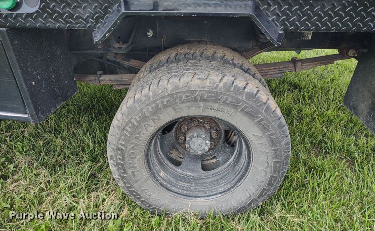 image for item LL9186 2009 Dodge Ram 3500HD  Quad Cab bale bed pickup truck