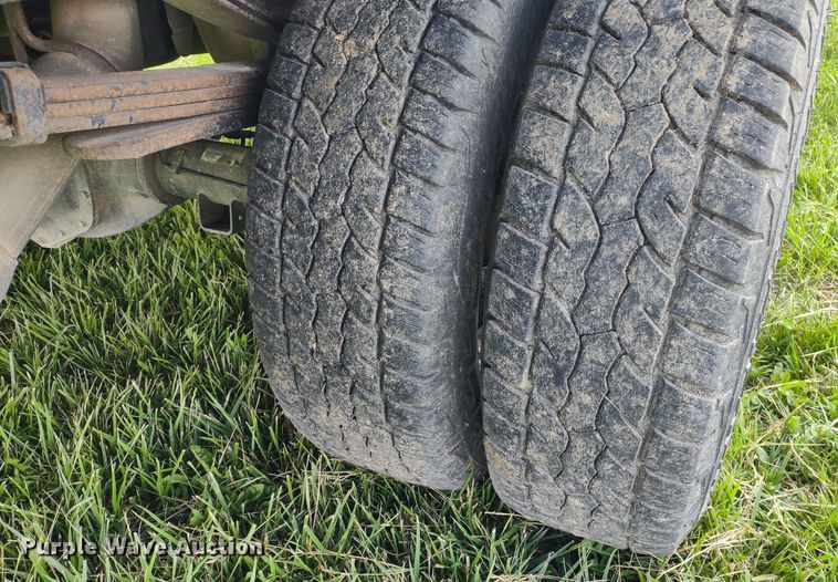 image for item LL9186 2009 Dodge Ram 3500HD  Quad Cab bale bed pickup truck