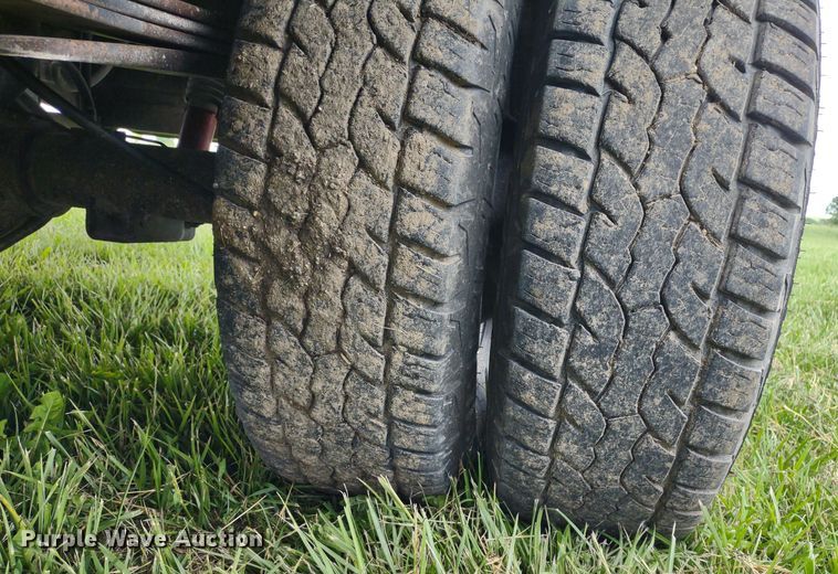 image for item LL9186 2009 Dodge Ram 3500HD  Quad Cab bale bed pickup truck