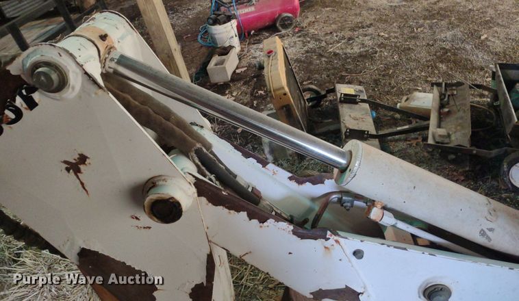 image for item LL9193 Bobcat 607  skid steer backhoe