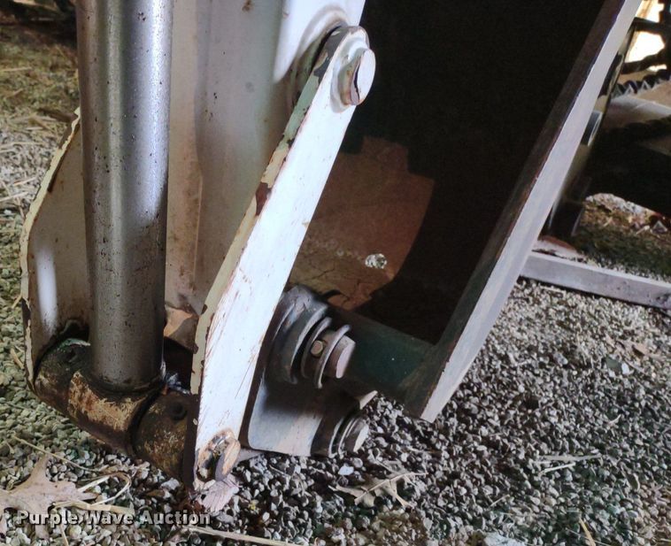 image for item LL9193 Bobcat 607  skid steer backhoe