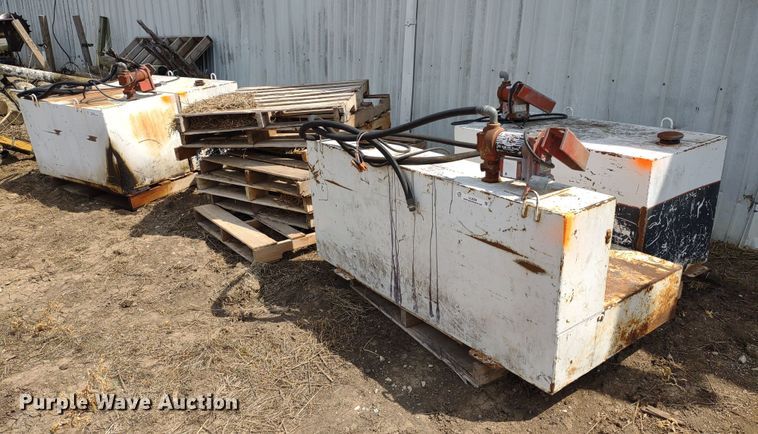 image for item LL9204 (4) Delta auxiliary fuel tanks