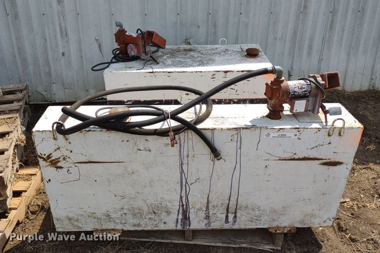 image for item LL9204 (4) Delta auxiliary fuel tanks