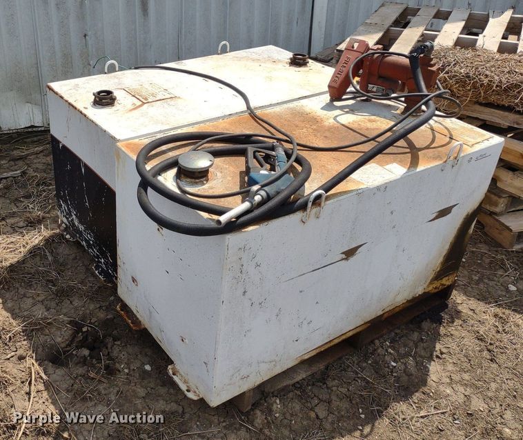 image for item LL9204 (4) Delta auxiliary fuel tanks