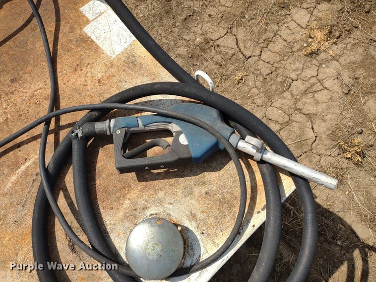 image for item LL9204 (4) Delta auxiliary fuel tanks