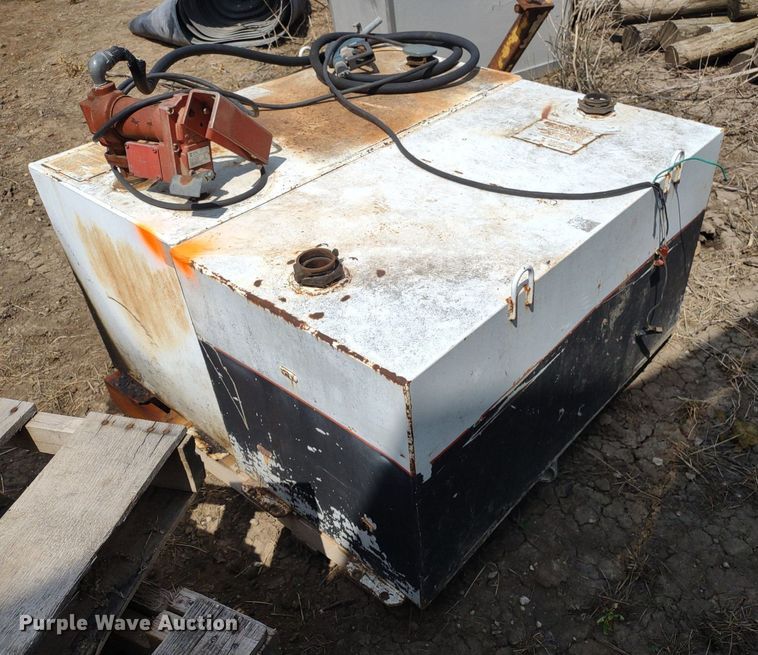 image for item LL9204 (4) Delta auxiliary fuel tanks