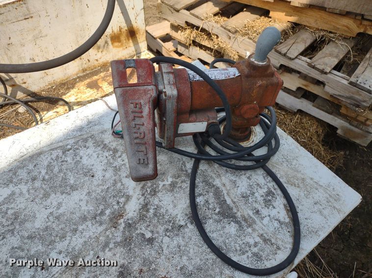 image for item LL9204 (4) Delta auxiliary fuel tanks