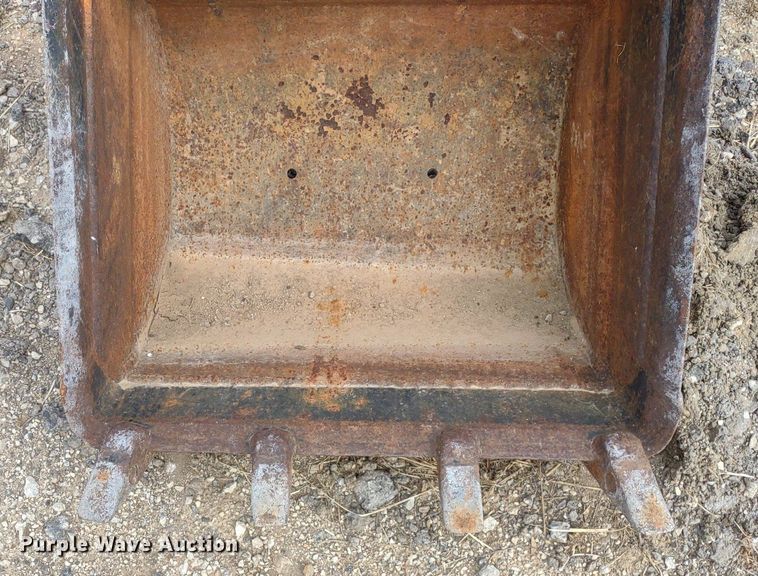 image for item LL9204 (4) Delta auxiliary fuel tanks