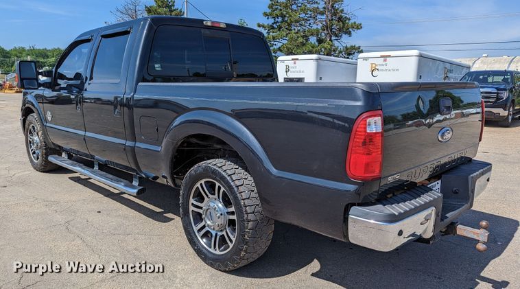 image for item LM9787 2011 Ford F250 Super Duty  Crew Cab pickup truck