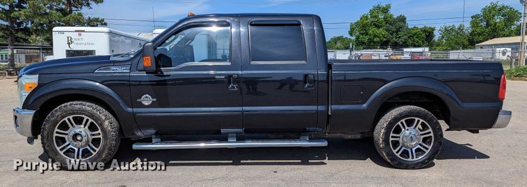 image for item LM9787 2011 Ford F250 Super Duty  Crew Cab pickup truck