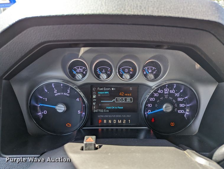 image for item LM9787 2011 Ford F250 Super Duty  Crew Cab pickup truck